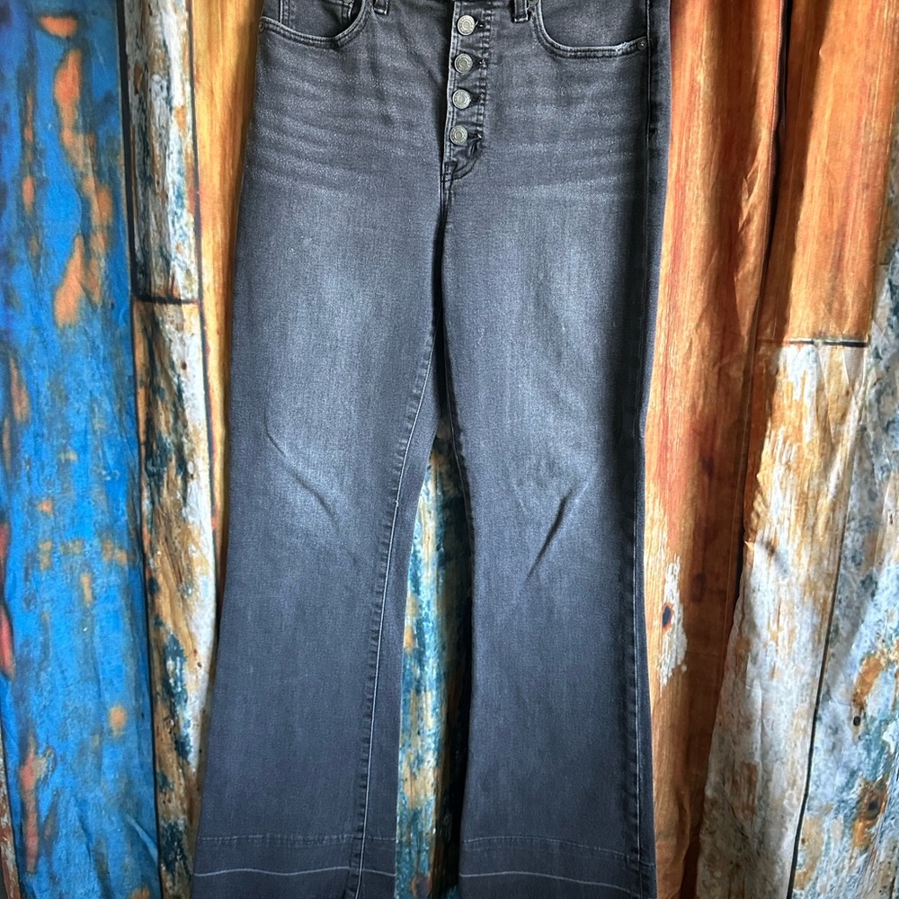 GAP Gray/ Black Flare Leg Jeans